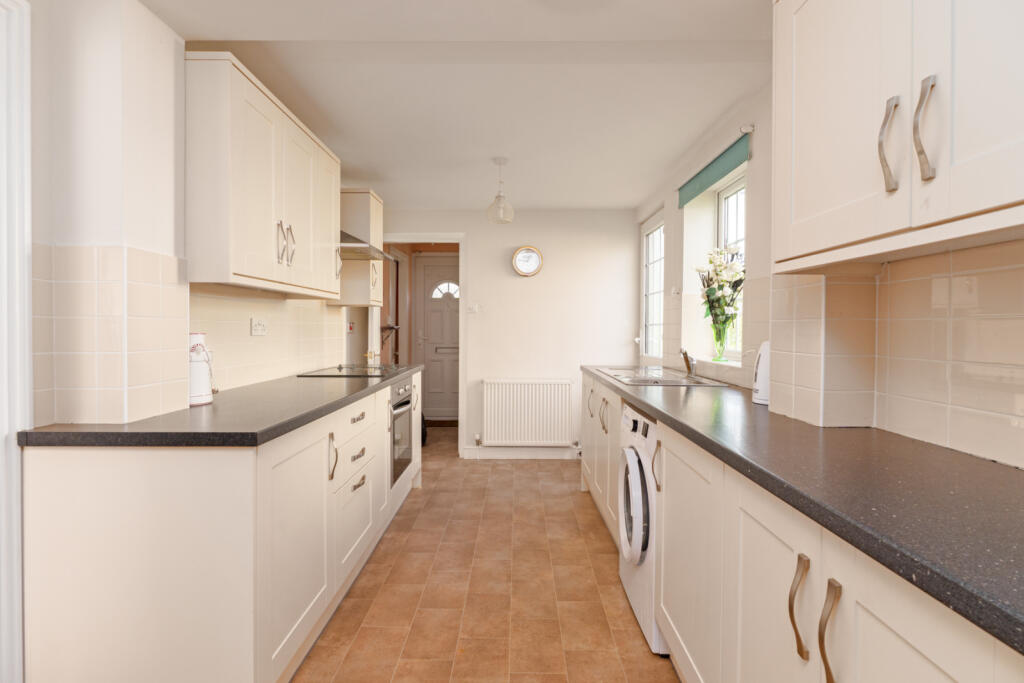 Brick End, Broxted, Dunmow, Essex, CM6 photo 4