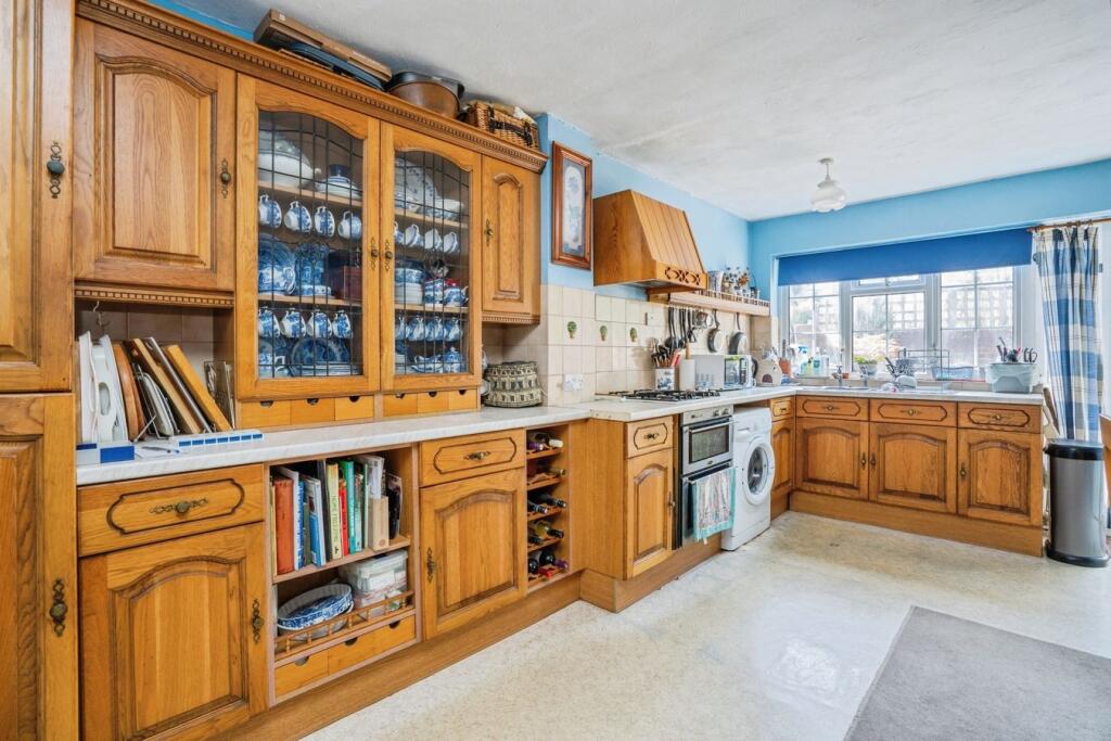 House in Portsmouth - View 4