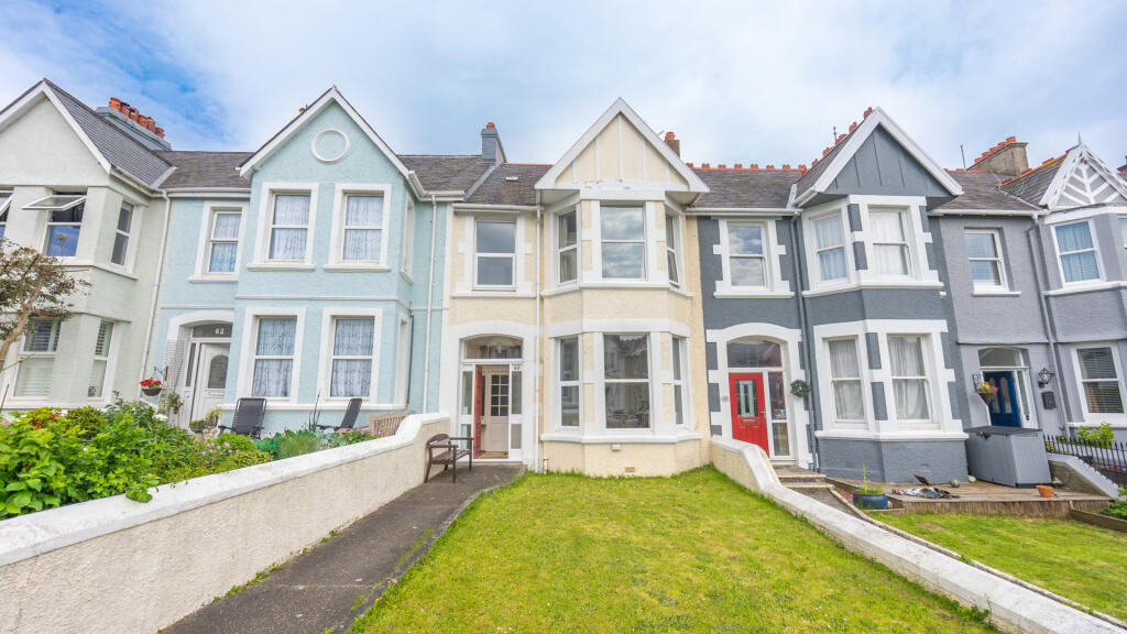 4-bed terraced on 60 Royal Avenue, Onchan, IM3 1LB, £349,950