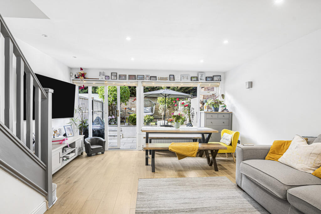 House in Ilford - View 4