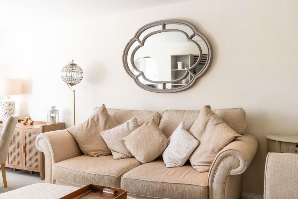 Apartment in Reigate and Banstead, Banstead - View 5