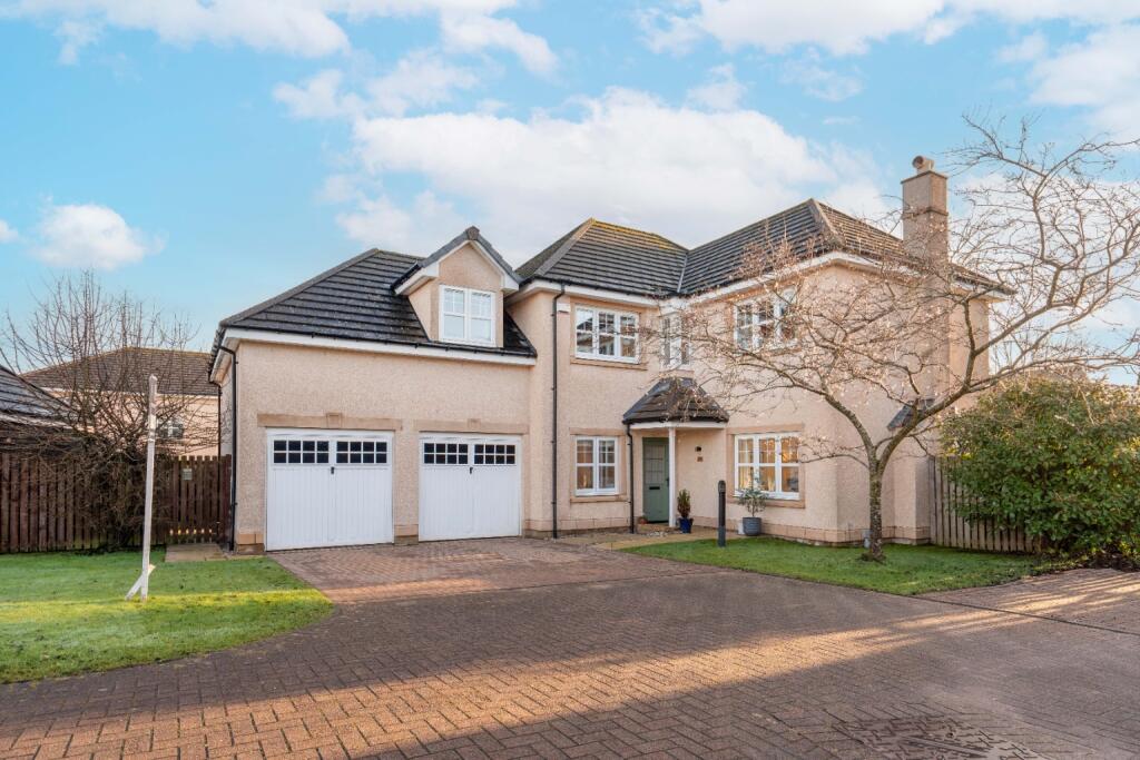 4-bed detached on Castle Road, Bathgate, West Lothian, EH48 2UB, £470,000