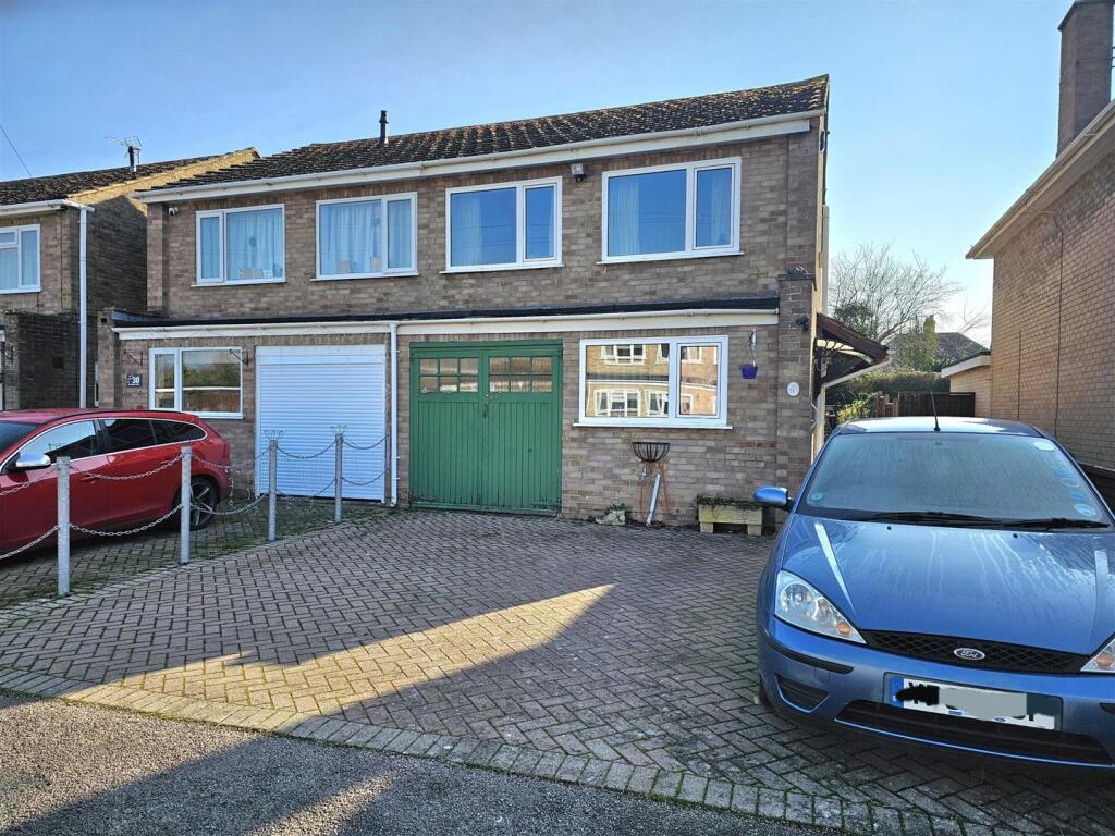 Main image of property: Barrington Drive, Hucclecote, Gloucester