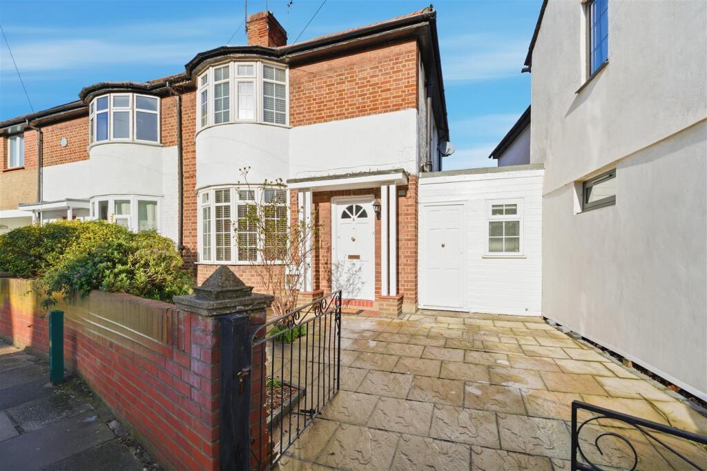 Main image of property: Cowper Road, London