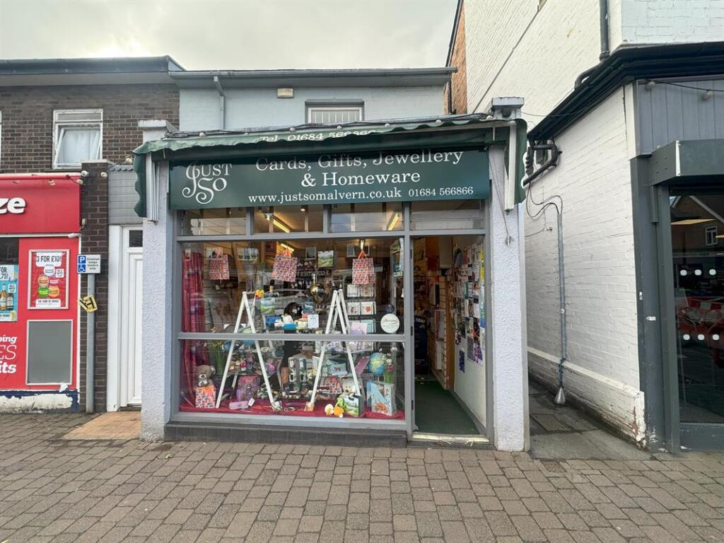 Main image of property: 92 Barnards Green Road, Malvern, Worcestershire, WR14 3LY