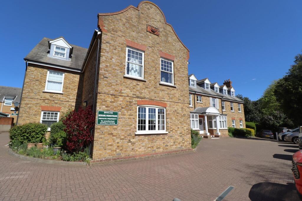 Main image of property: Hockley Road, Rayleigh, SS6