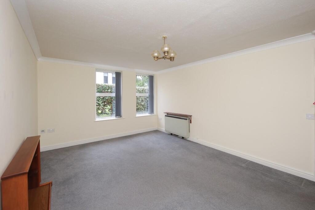 Oakfield House, Binswood Avenue, Leamington Spa photo 3