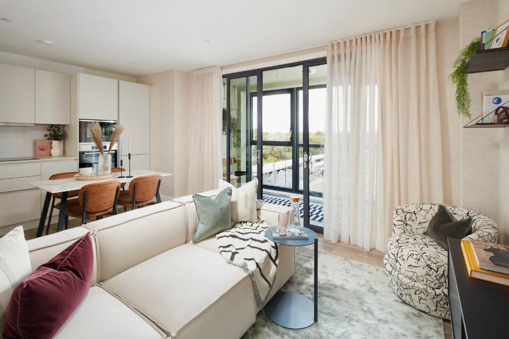 Apartment in Croydon - View 3