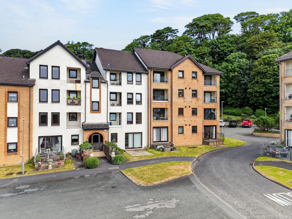 Main image of property: 41 Hollywood, Largs, KA30 8SR