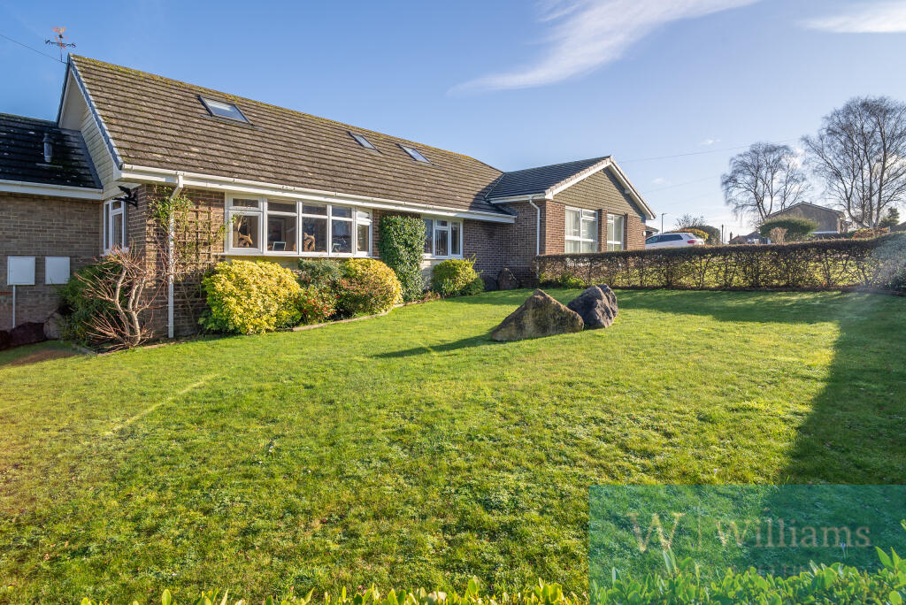 House in Wootton, Isle of Wight - View 2