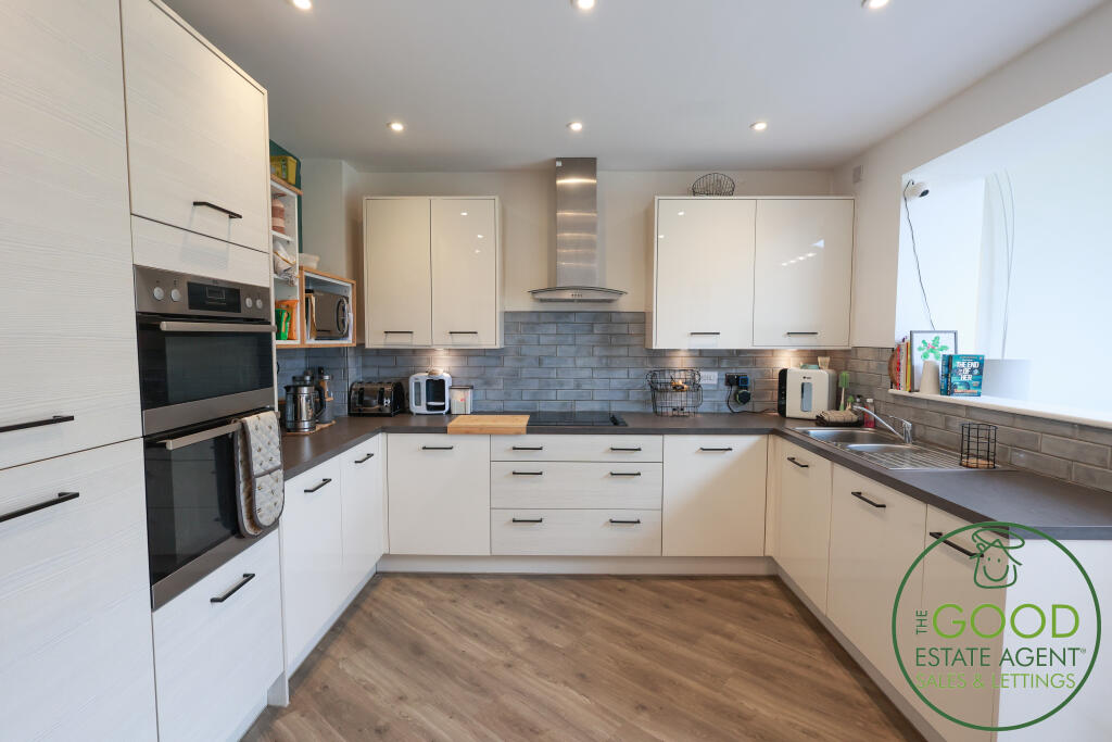 House in Preston, Woodplumpton - More