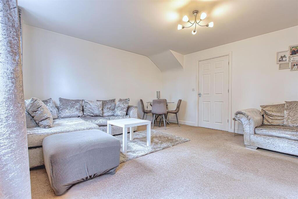 House in Sheffield - View 3