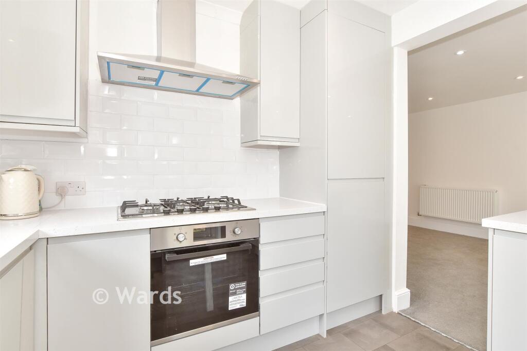 House in Tonbridge - View 4