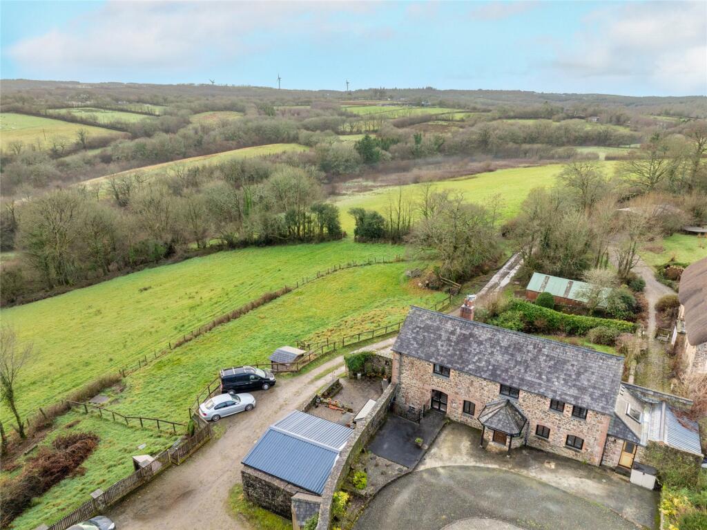 4-bed house on Bradford, Holsworthy, Devon, £475,000