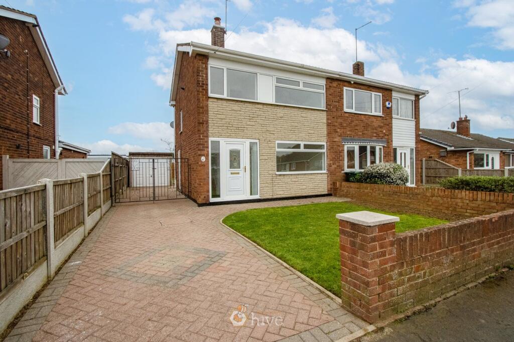 Main image of property: Oakwood Drive, Armthorpe, Doncaster, DN3