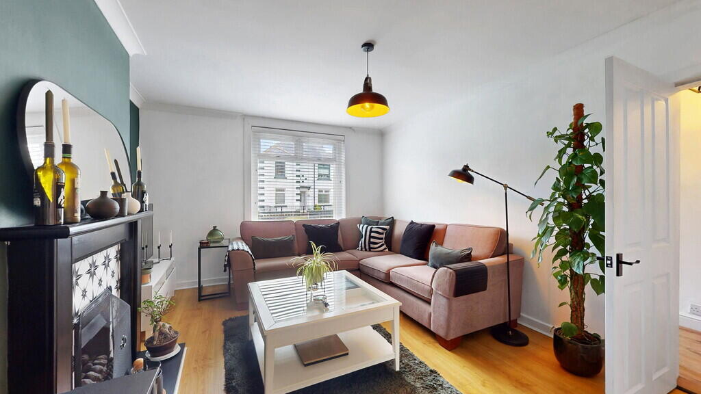 Apartment in Glasgow - View 3