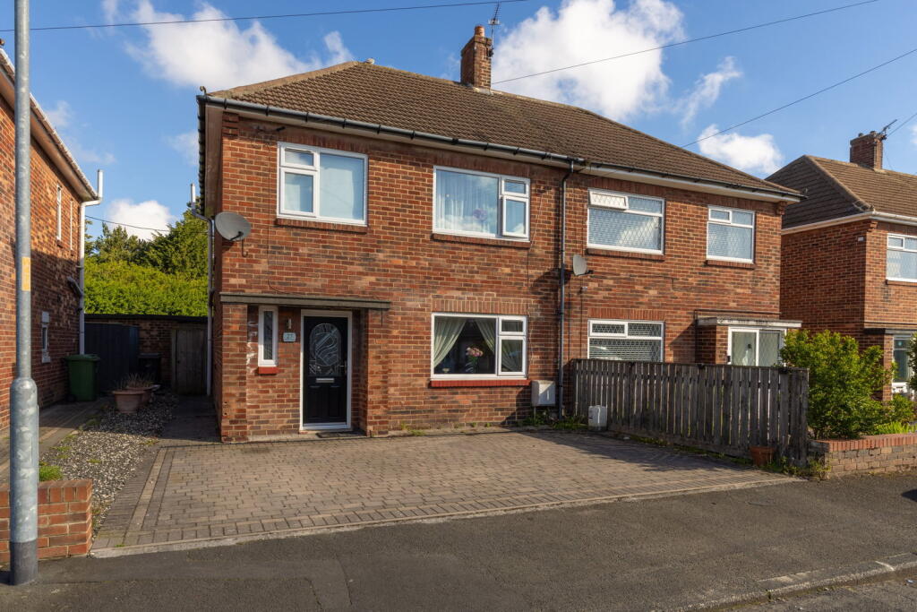 Main image of property: 27 Melrose Avenue, Bedlington, NE22 5LL