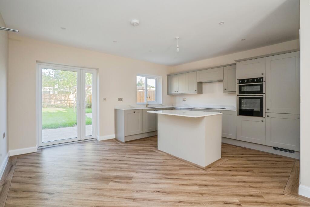 House in Chichester, Chidham and Hambrook - View 4