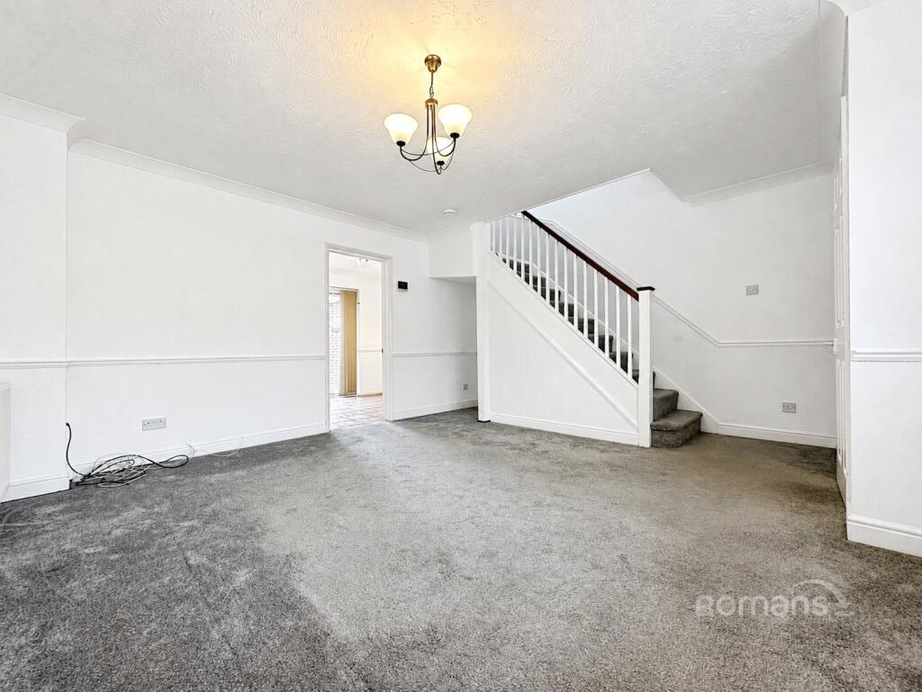 House in Binfield, Temple Park - View 3