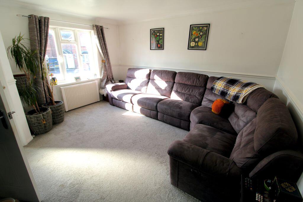 5, Somerby Close, Bradley Stoke photo 4
