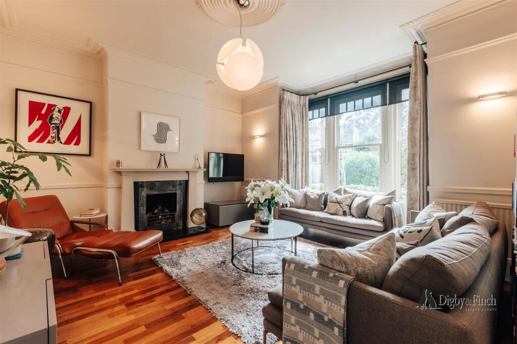 House in Peterborough - View 4