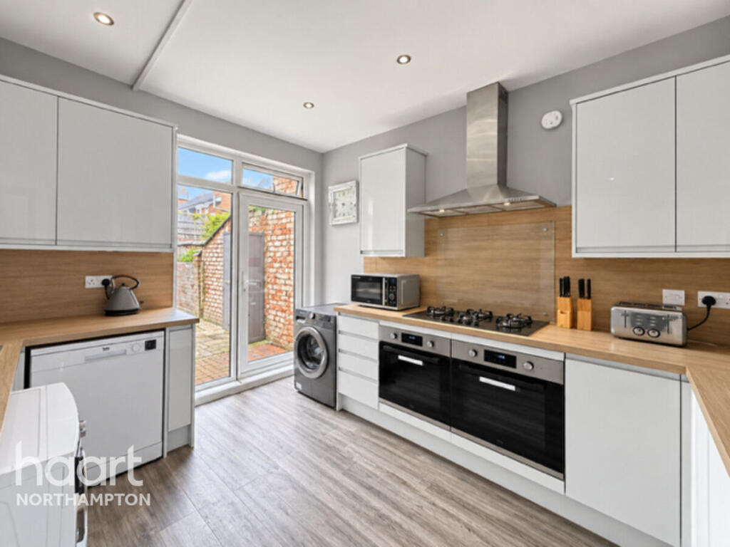 House in Northampton, Phippsville - View 4