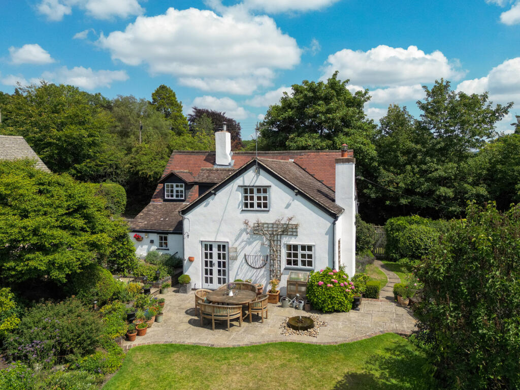 House in Dudley - View 5
