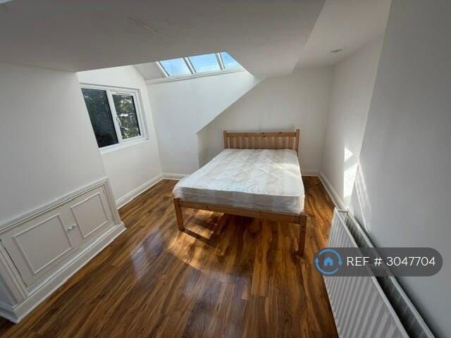 House in London - View 4