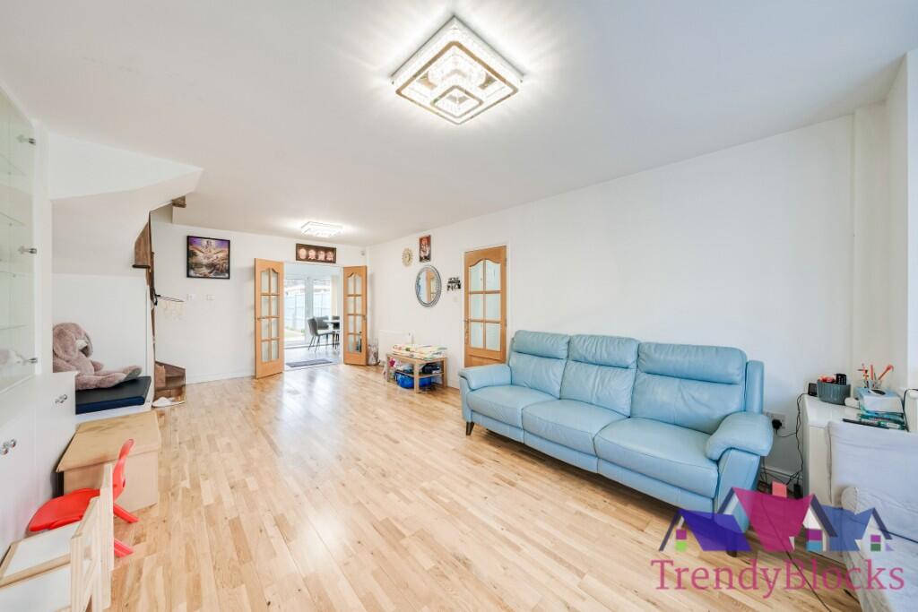 Main image of property: Budleigh Crescent, Welling, Kent, DA16