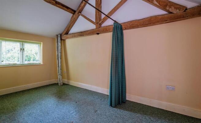 Farm Offices &amp; Outbuilding