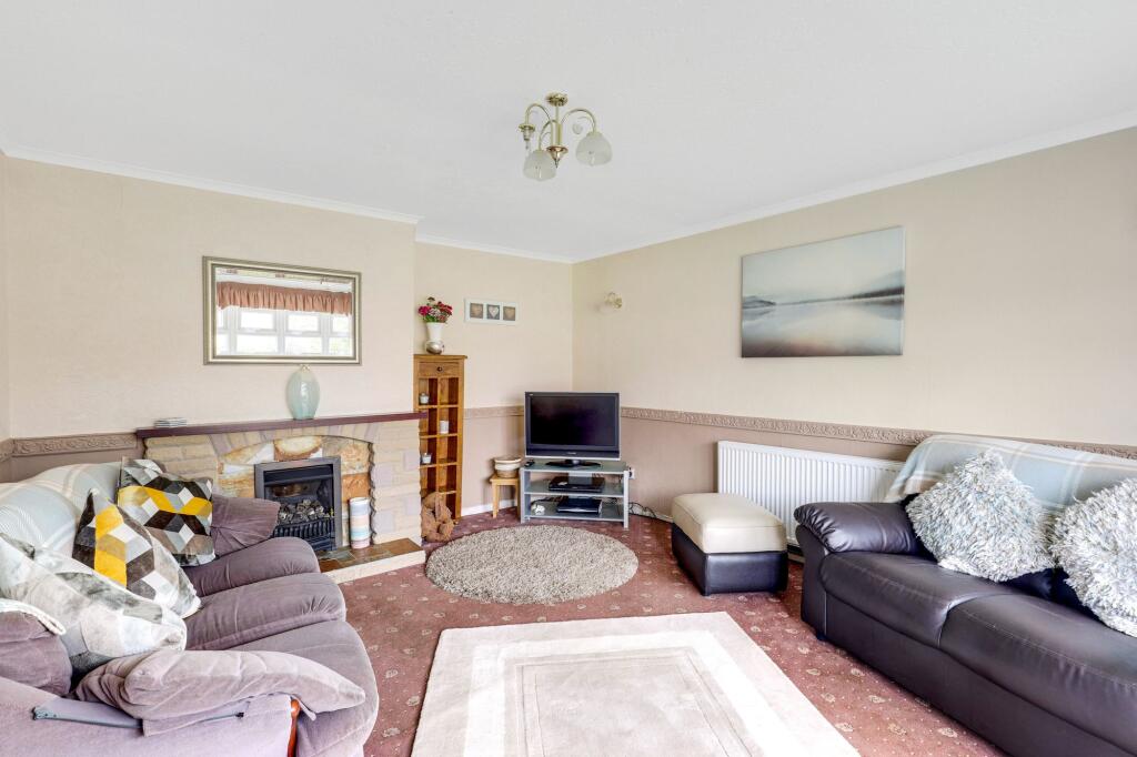 Frances Grove, Hucknall, NG15 - View 5