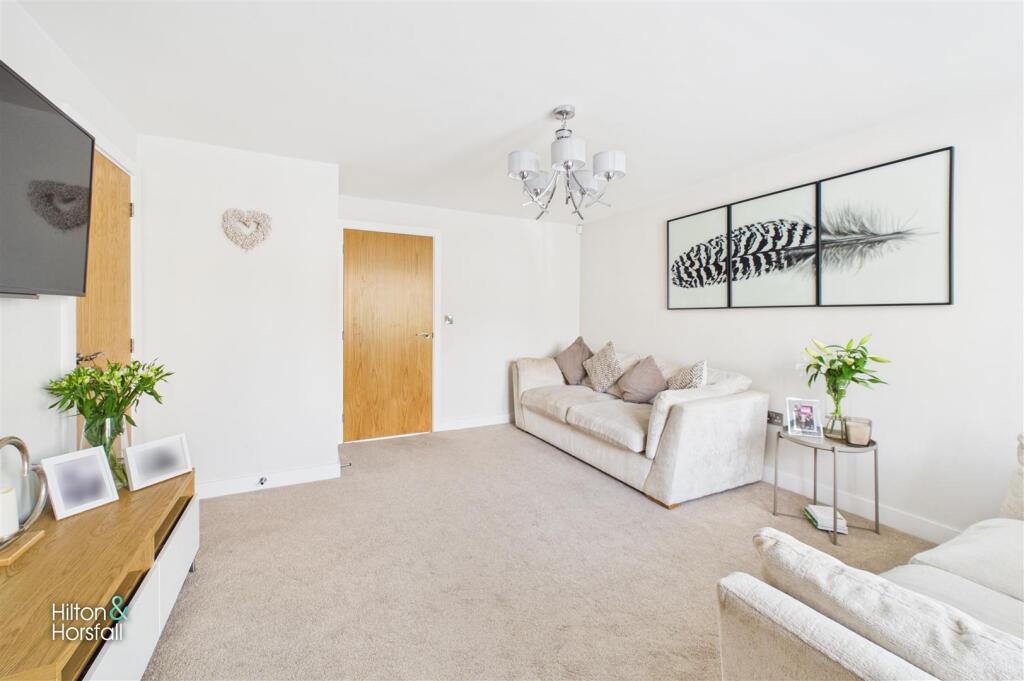 Millers Green, Worsthorne photo 4