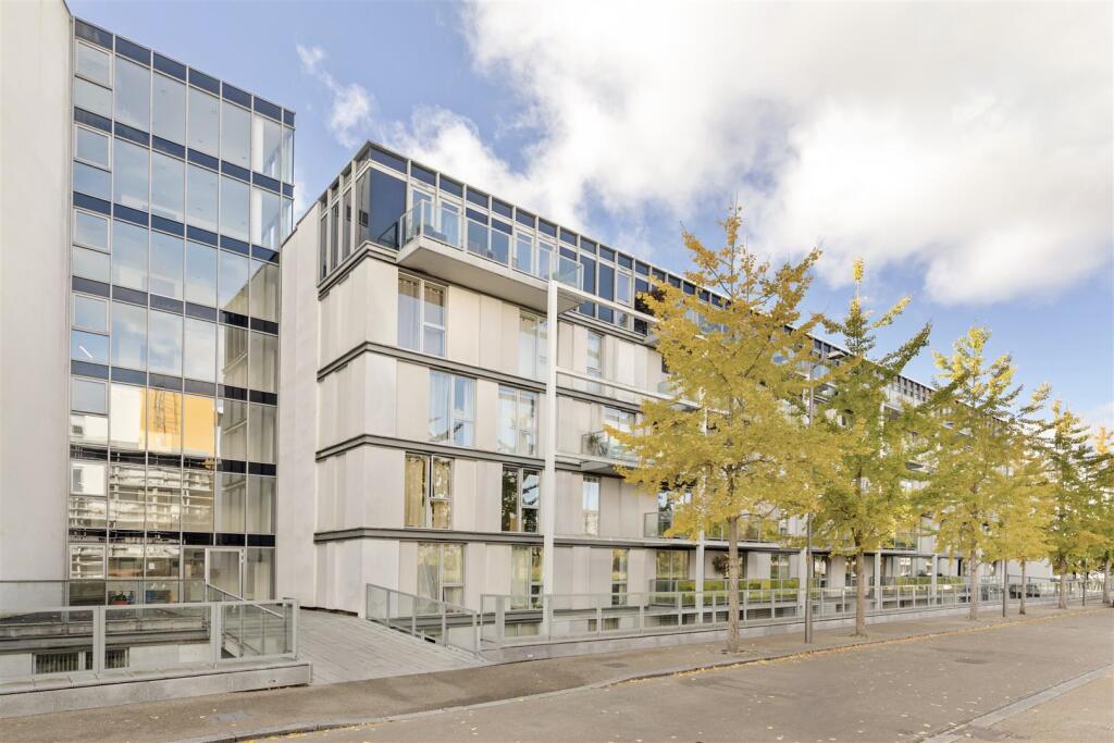 Main image of property: Hudson Apartments, New River Village, Hornsey, N8