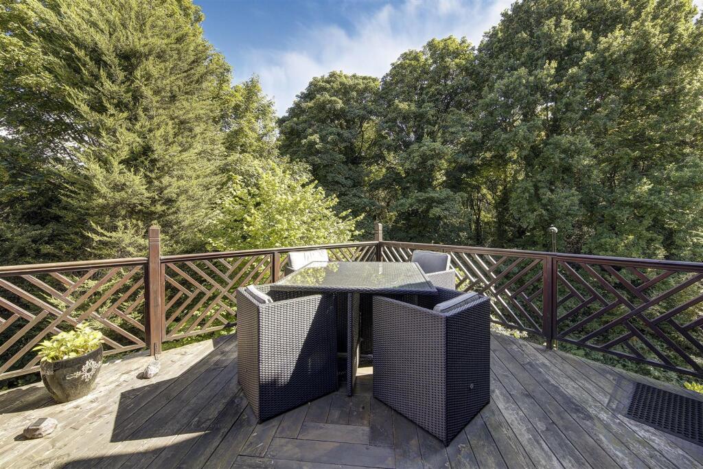 2 bedroom house for rent