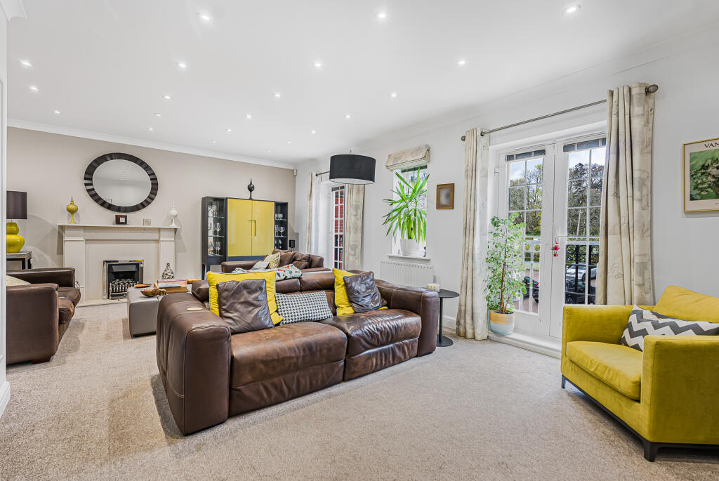 Additional image 3 of Boyes Crescent, London Colney, AL2