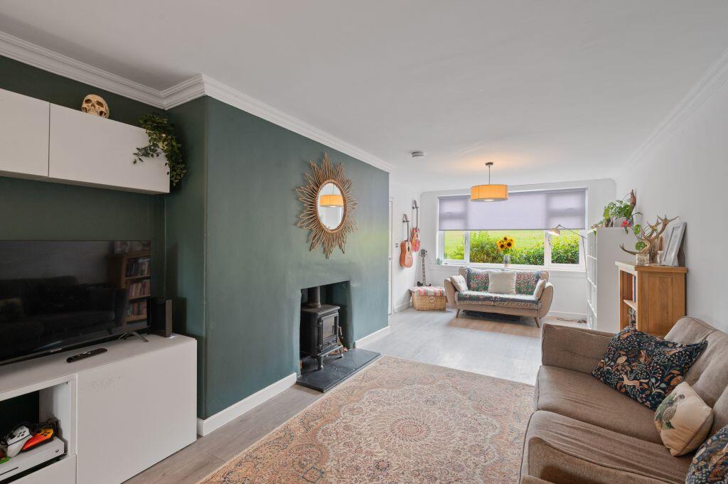 House in Edinburgh, Oxgangs - View 4