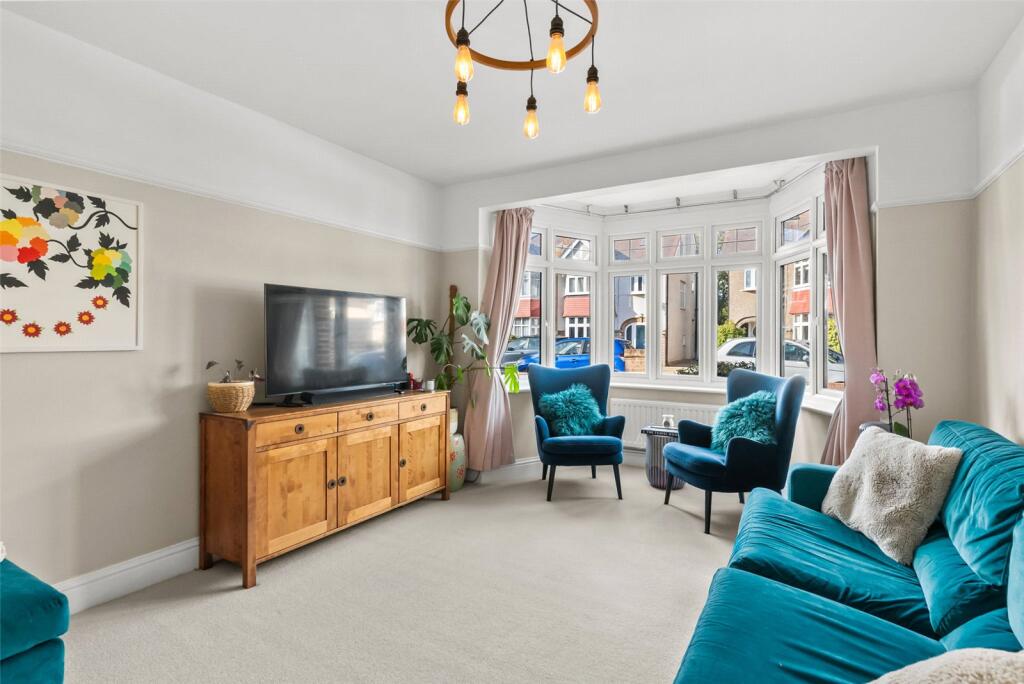 House in Twickenham - View 3