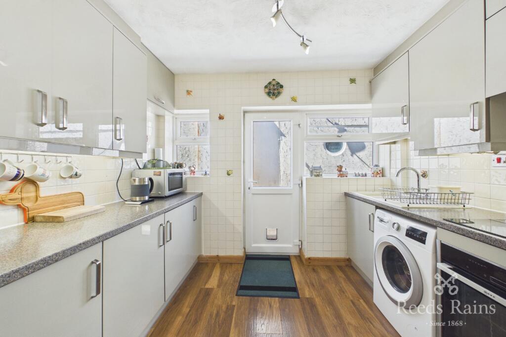 Bryn Road, Towyn, Conwy, LL22 photo 4