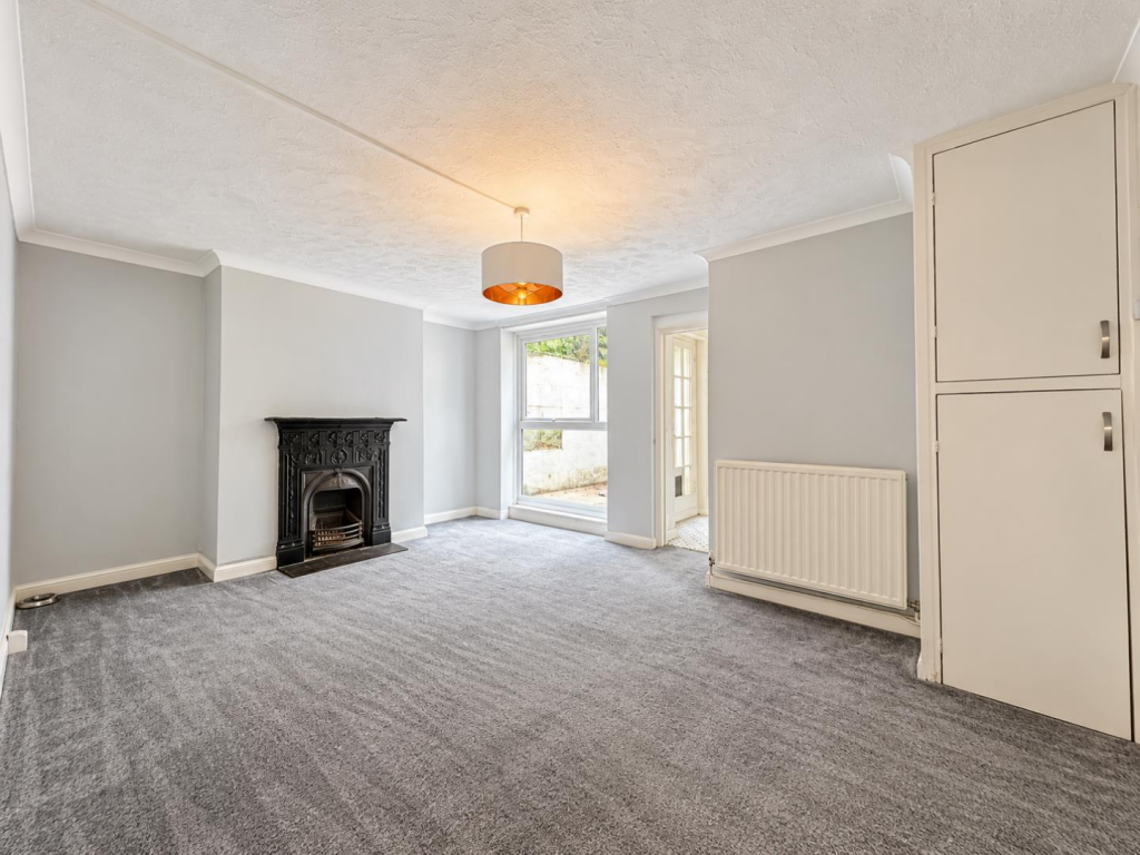 Apartment in Hove, Brighton and Hove - View 3