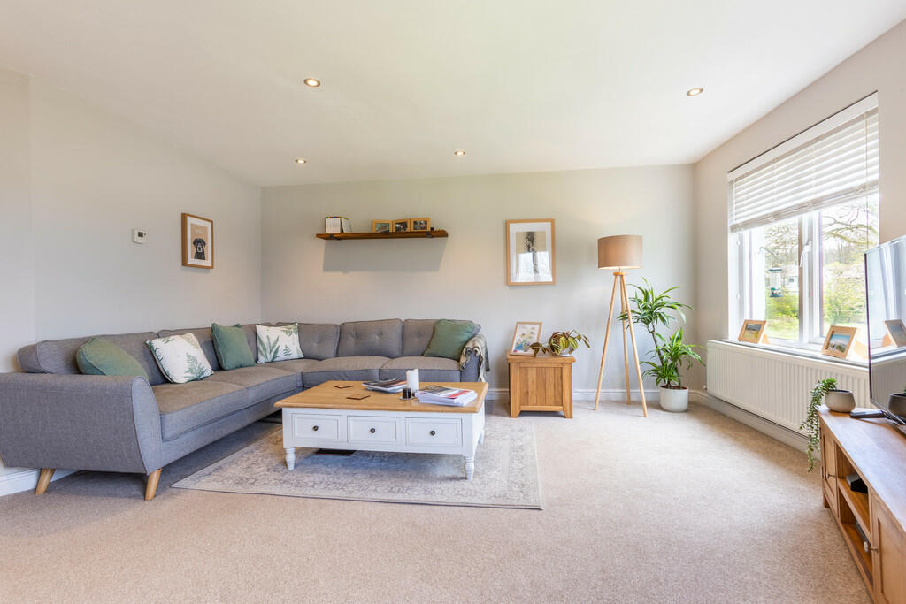 11 School Knott Drive, Windermere, Cumbria LA23 2DY photo 2