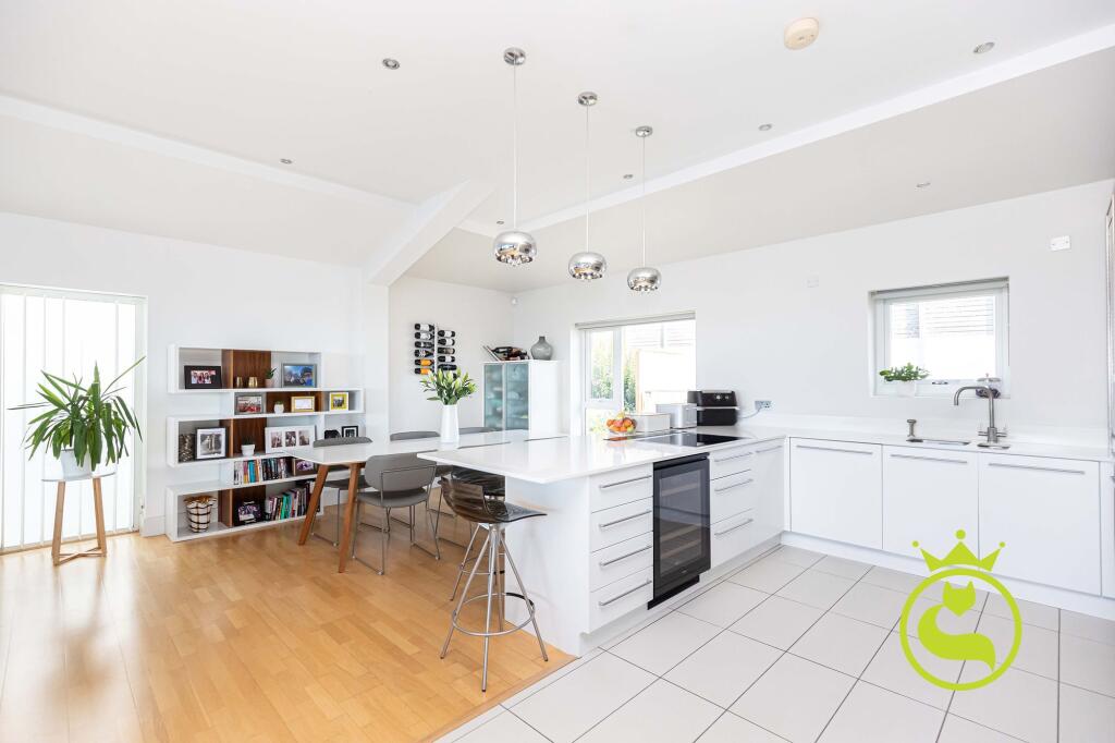 Additional image 7 of PANORAMIC VIEWS OF POOLE HARBOUR - Brownsea View Avenue, Lilliput, Poole BH14