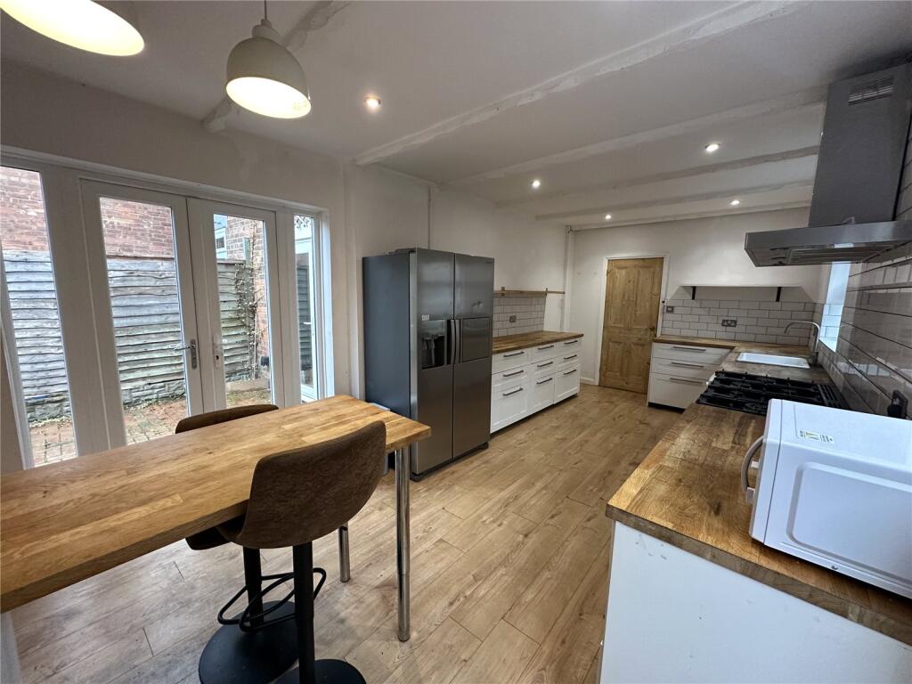 House in Wolverhampton - View 4
