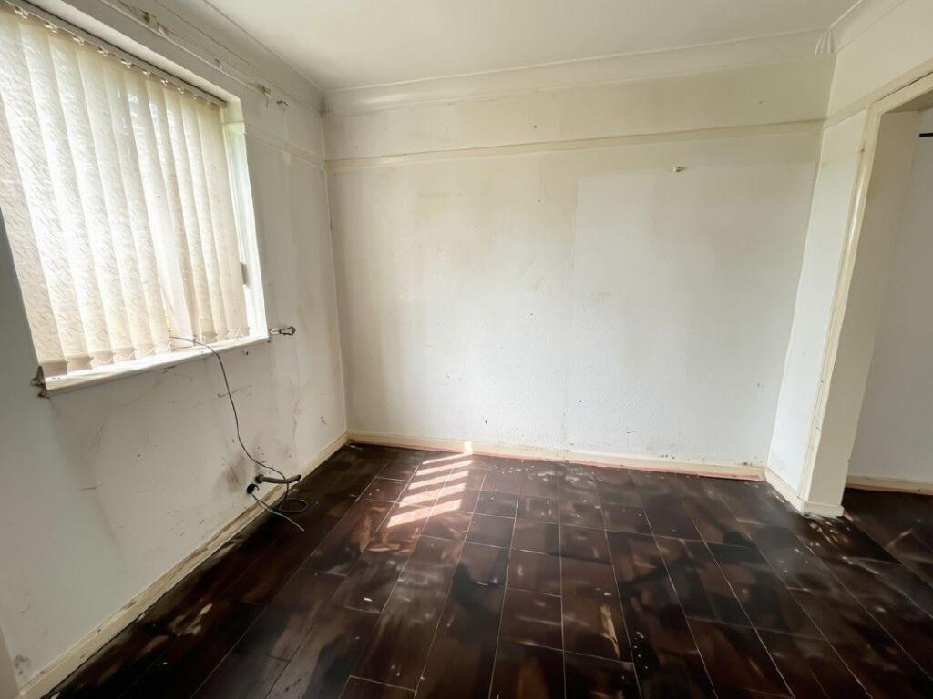 Edinburgh Avenue, Caergwrle, Wrexham photo 3