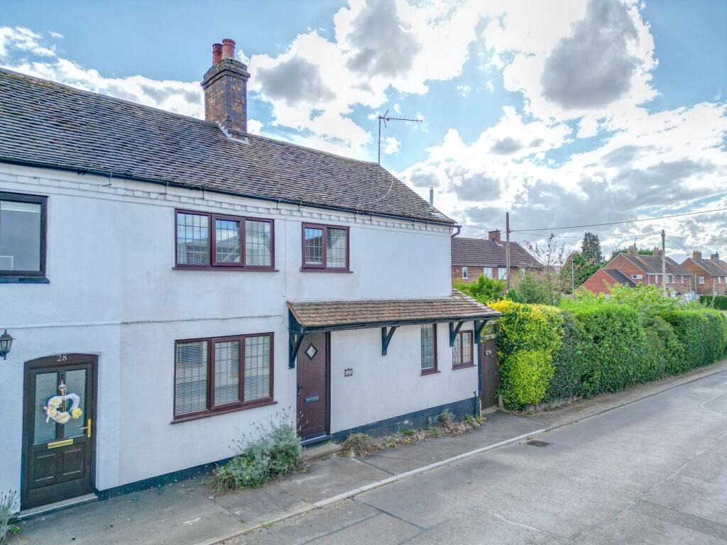 2-bed house on Main Street, Higham-On-The-Hill, CV13, £300,000