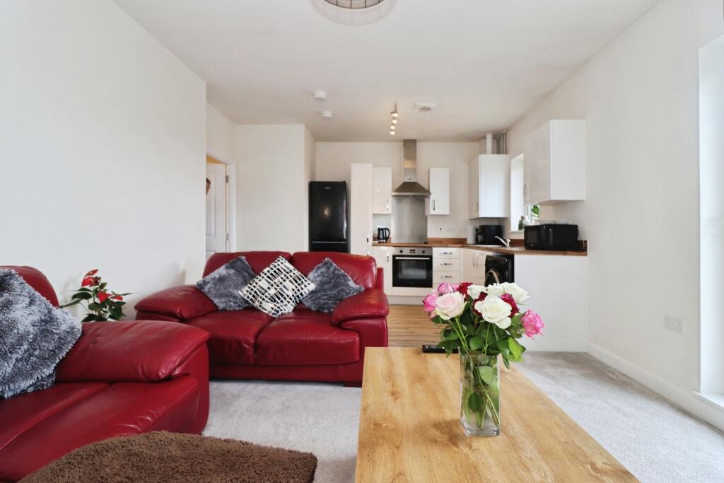 Dowsell Way, Yate, Bristol, Gloucestershire, BS37 photo 2