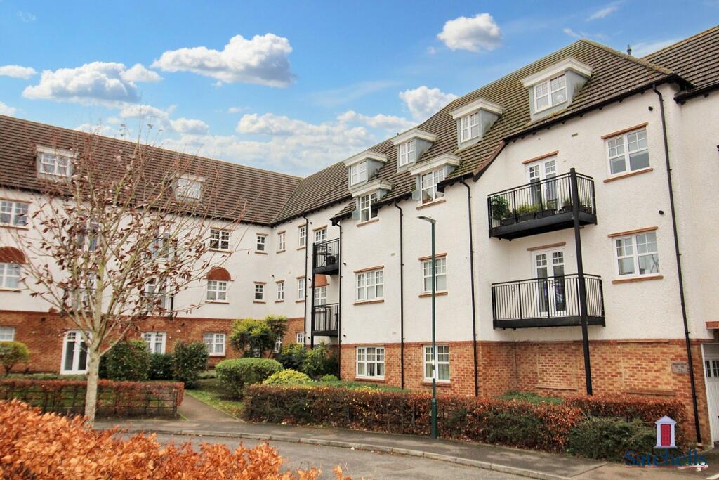Apartment in Letchworth Garden City, Phoenix Park Estate, Jubilee Industrial Centre - View 2