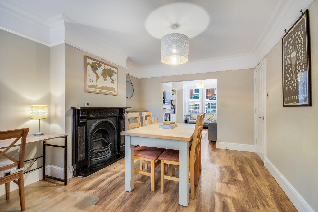 Bishop Road, Chelmsford photo 4