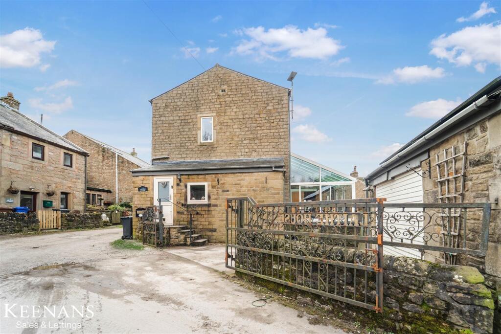 Additional image 29 of New Row, Winewall, Colne