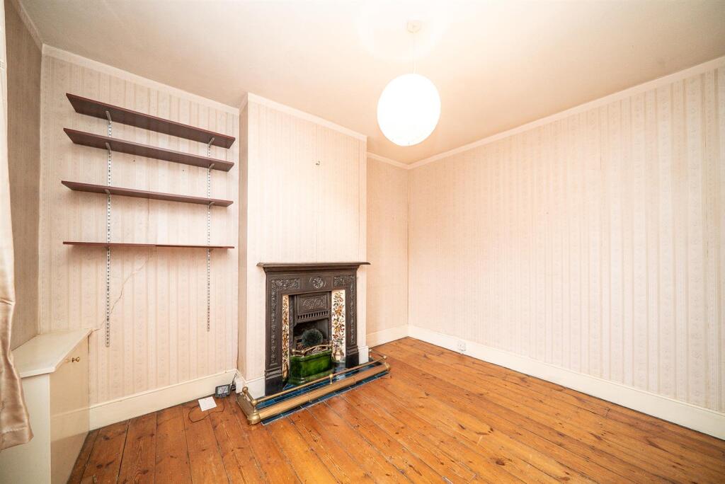Albion Road, St Albans photo 3