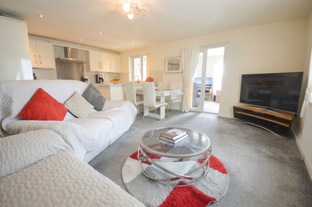 House in Rotherham, South Yorkshire - View 4